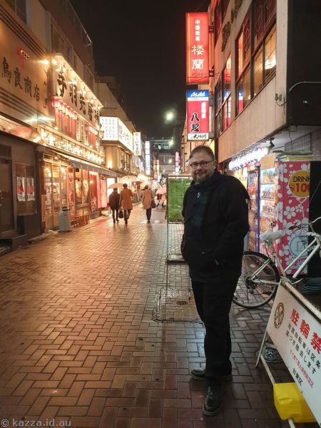 Stu outside Utano Shop Izakaya (é³¥è‰¯å•†åº—), Ueno