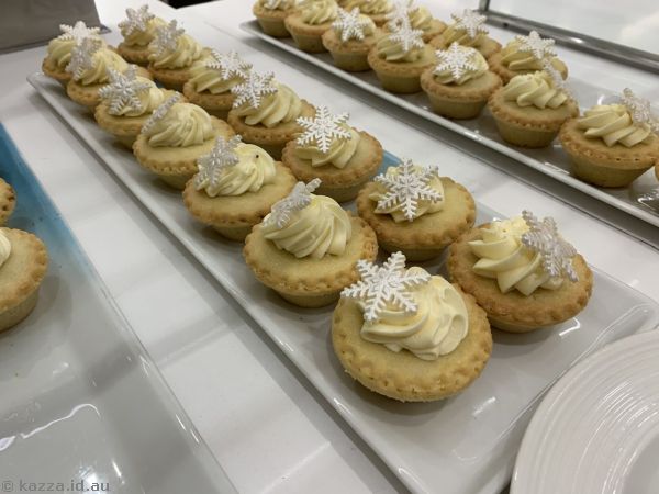 Christmas desserts in Kings Court on Christmas day