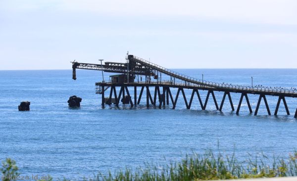 Gravel loader for Bass Point Quarry