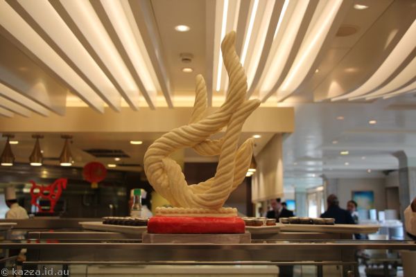 Kings Court sculpture