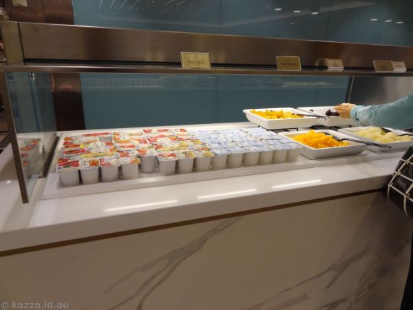 Kings Court breakfast buffet