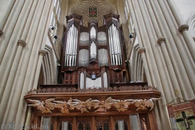Organ in Bath Abbey
