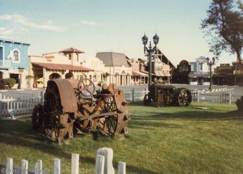 Old Cowtown Plaza, Red Bluff (Frontier Village)
