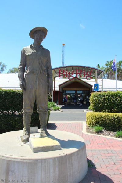 The Driller sculpture outside the Big Rig museum