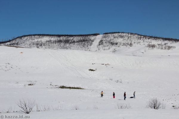 Snow by the Eucumbene River