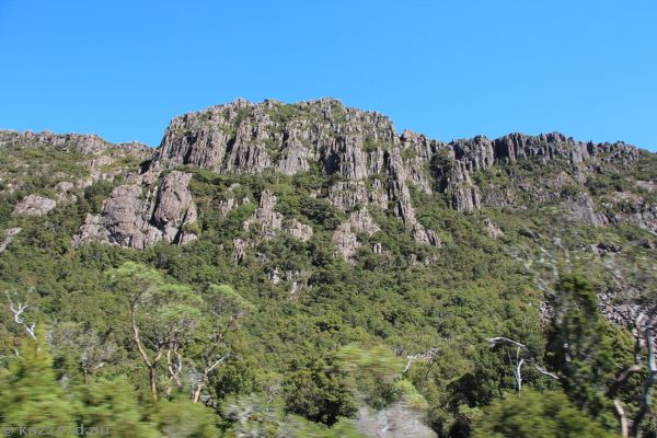 Rocky escarpment off Highland Lakes Road