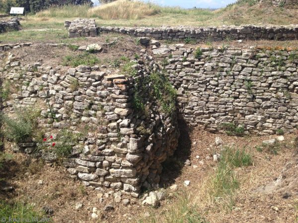 Fortification walls