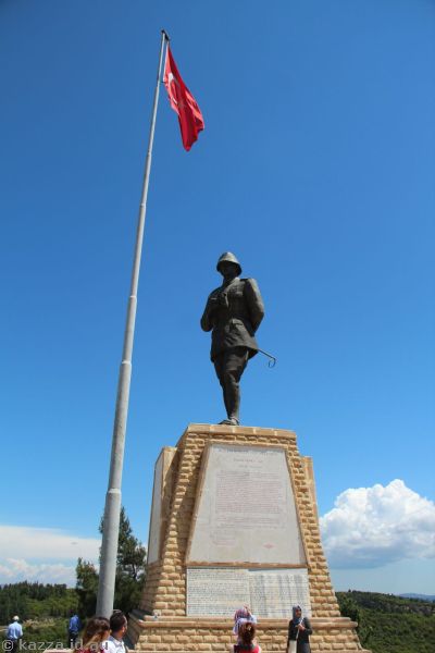 Statue of Mustafa Kemal (Atatürk)